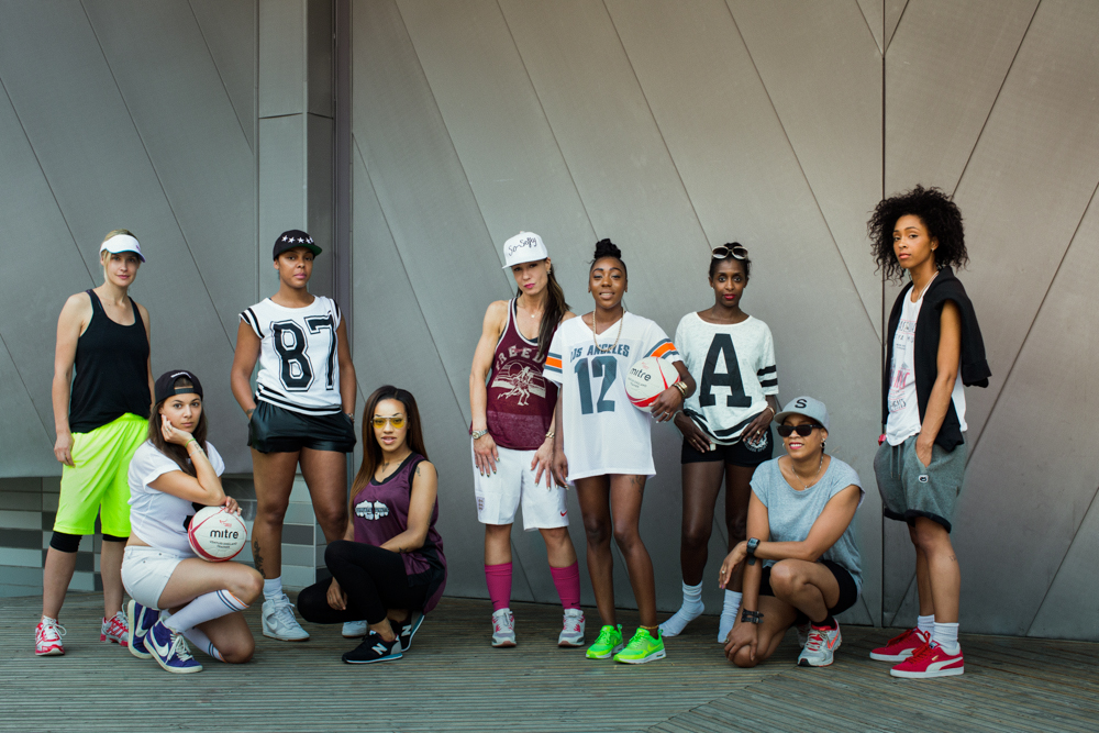 Netball team photogrpahed at Pimlico Academy London, photo Rick Pushinsky.